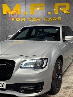 کرایسلەر 300